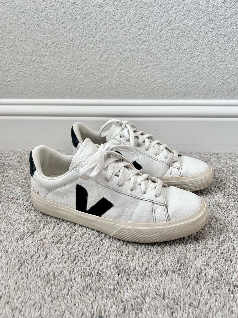 Veja Campo Leather Sneakers in White and Black Size 10 Lace Up
